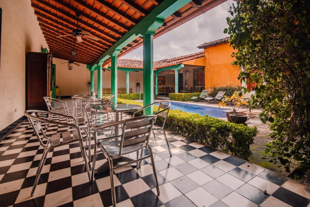 Hotel El Convento Leon Nicaragua 外观 照片